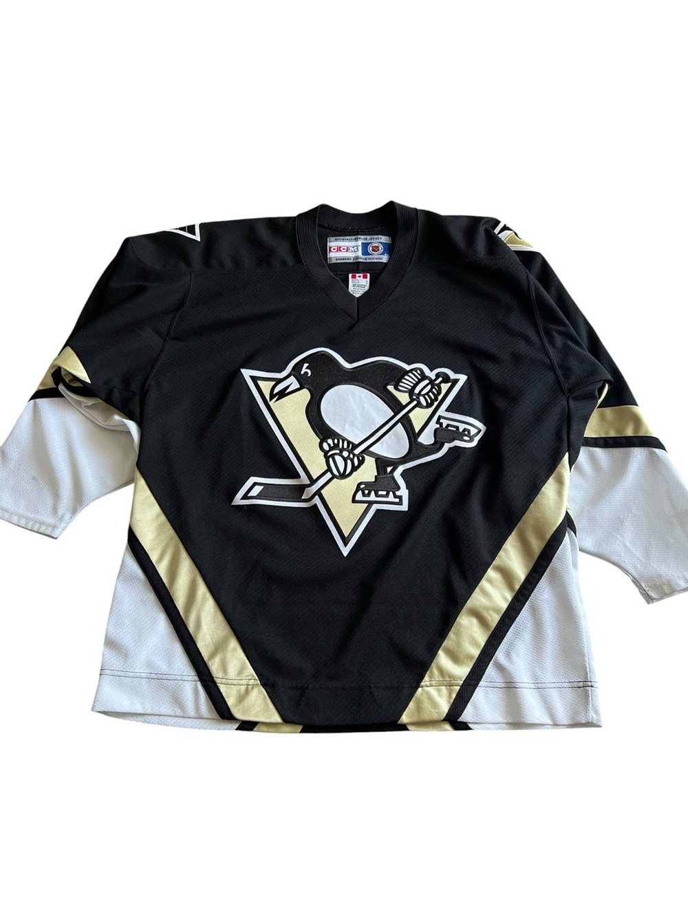 Vintage CCM Pittsburgh Penguins Jersey Size Large (155)